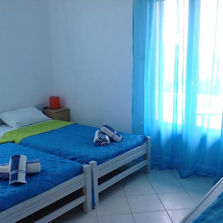 Eleftheria Rooms Livadi  Zewnętrze zdjęcie