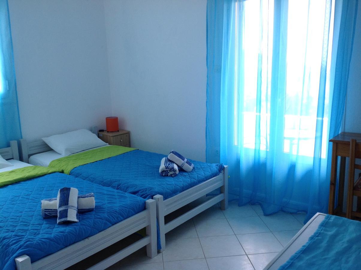 Eleftheria Rooms Livadi  Zewnętrze zdjęcie