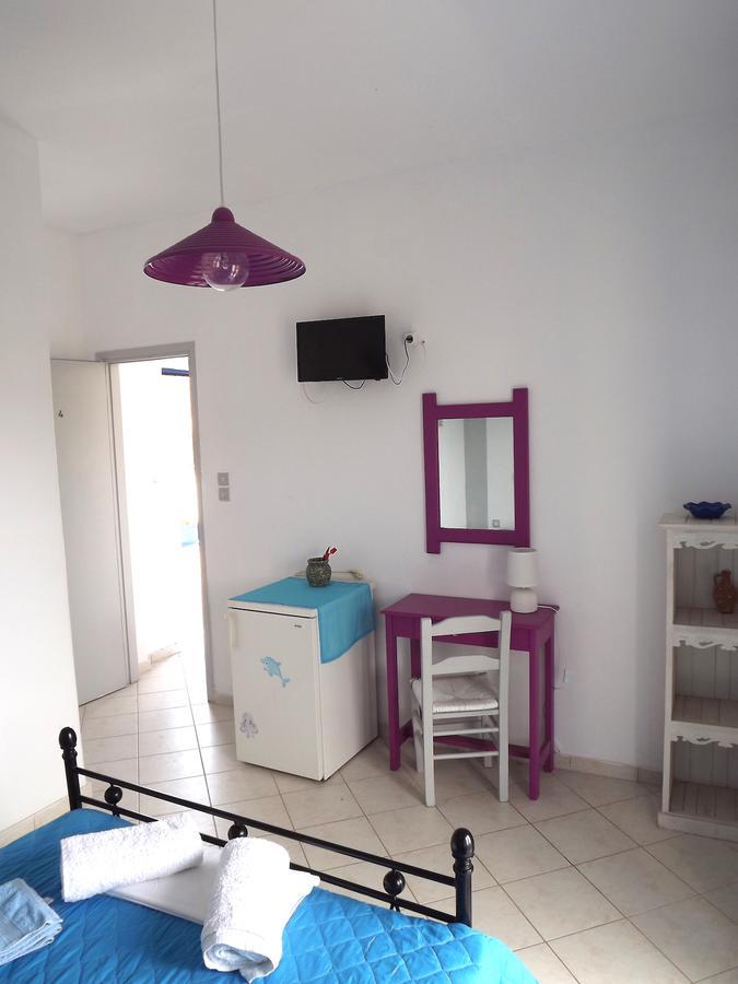 Eleftheria Rooms Livadi  Zewnętrze zdjęcie