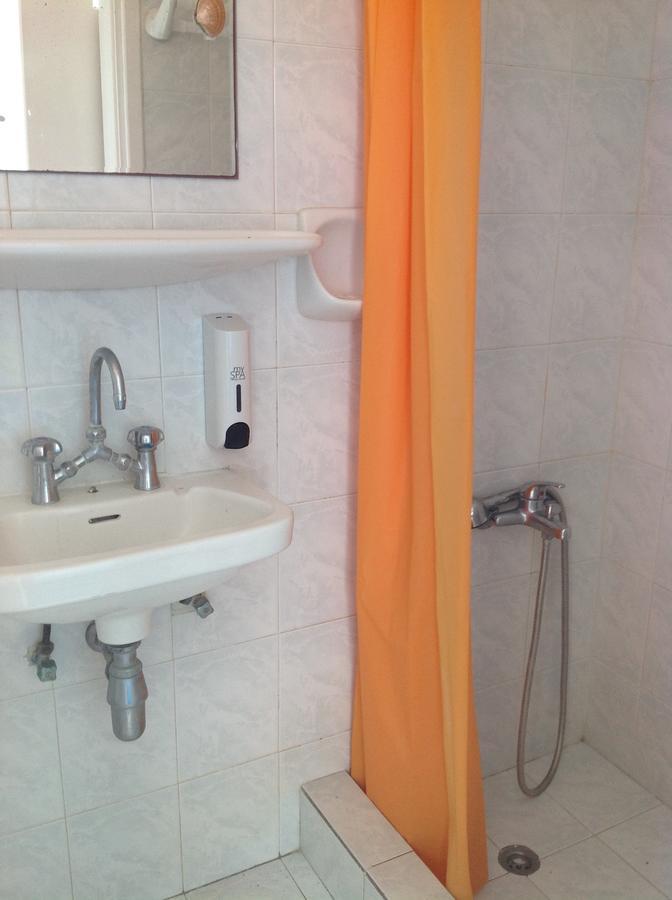 Eleftheria Rooms Livadi  Zewnętrze zdjęcie