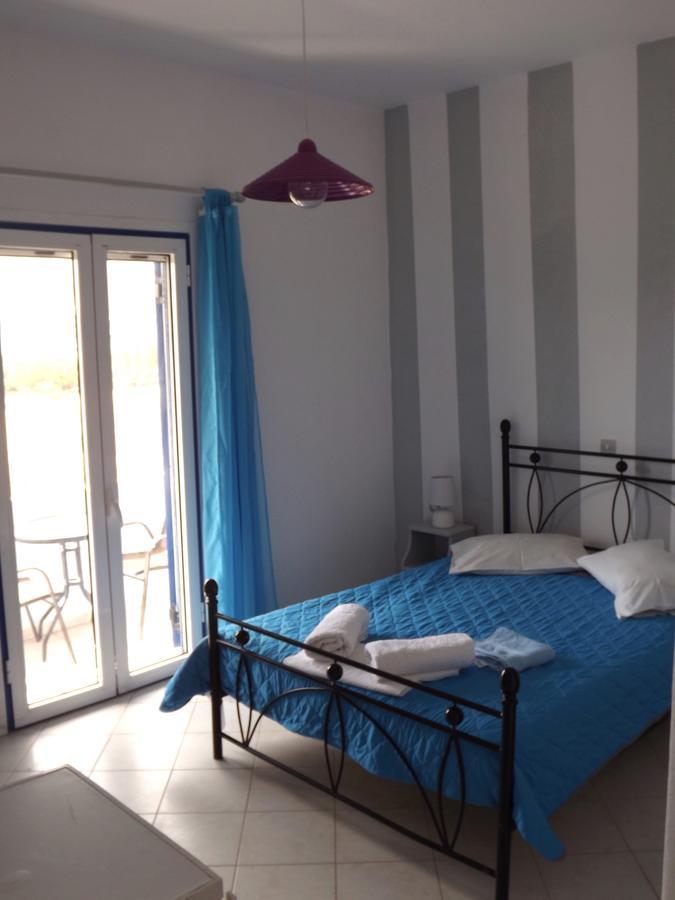 Eleftheria Rooms Livadi  Zewnętrze zdjęcie