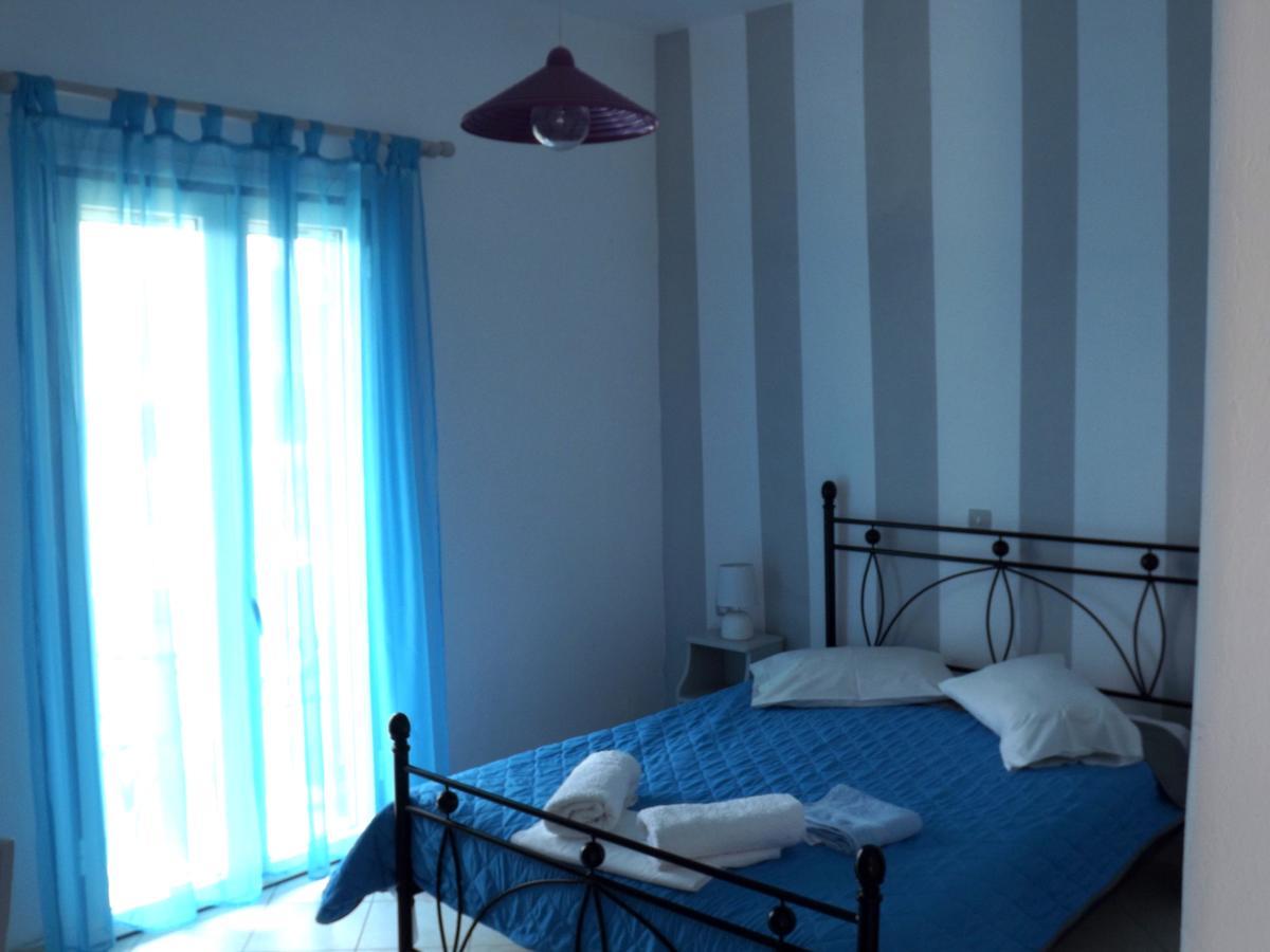 Eleftheria Rooms Livadi  Zewnętrze zdjęcie