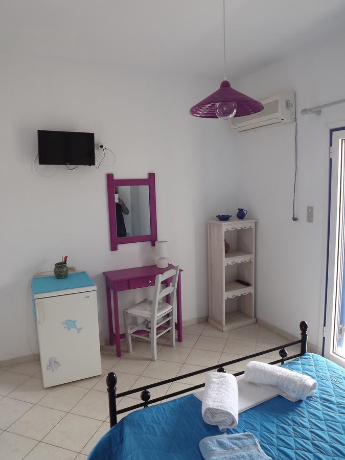 Eleftheria Rooms Livadi  Zewnętrze zdjęcie